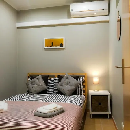 Comfort And Quiet Apartment *